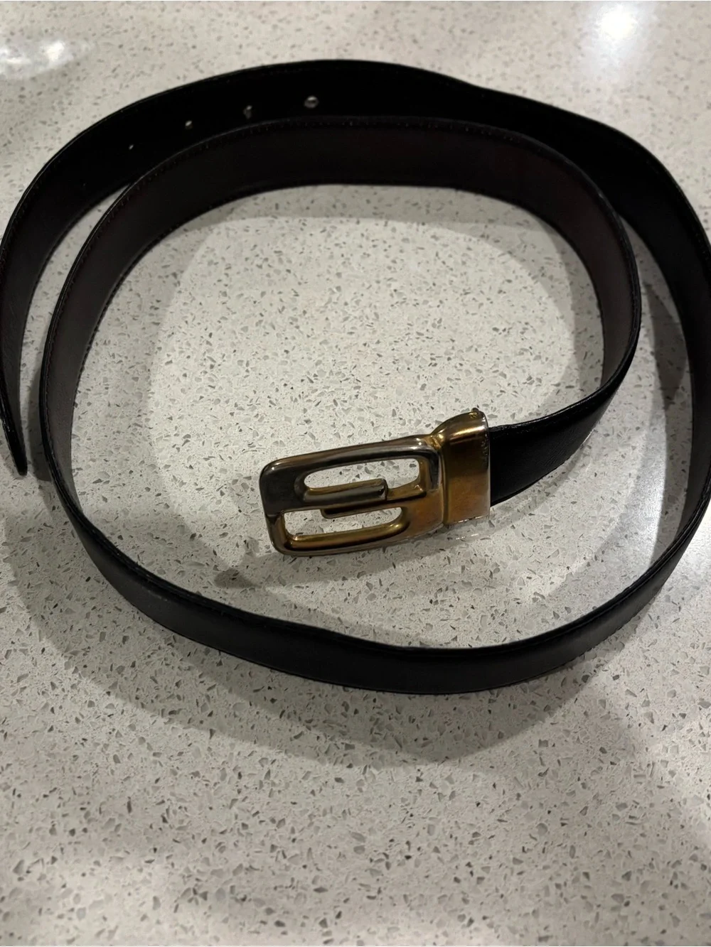 Gucci Black Leather Men's Belt with Gold Buckle - Picture 1 of 7